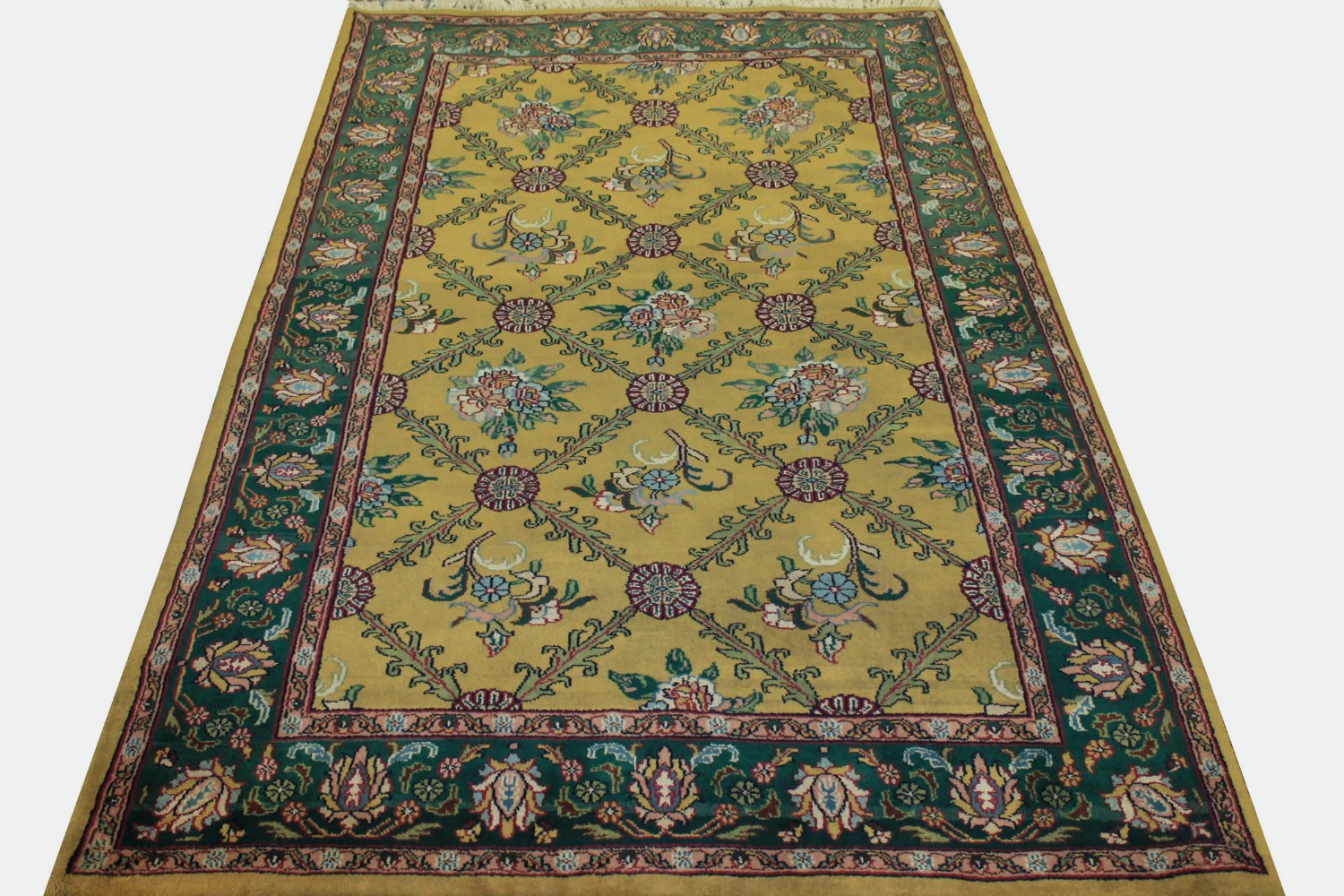 5x7/8 Traditional Hand Knotted Wool Area Rug - MR0115