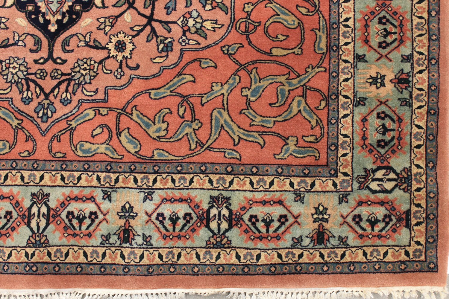 6x9 Traditional Hand Knotted Wool Area Rug - MR023653
