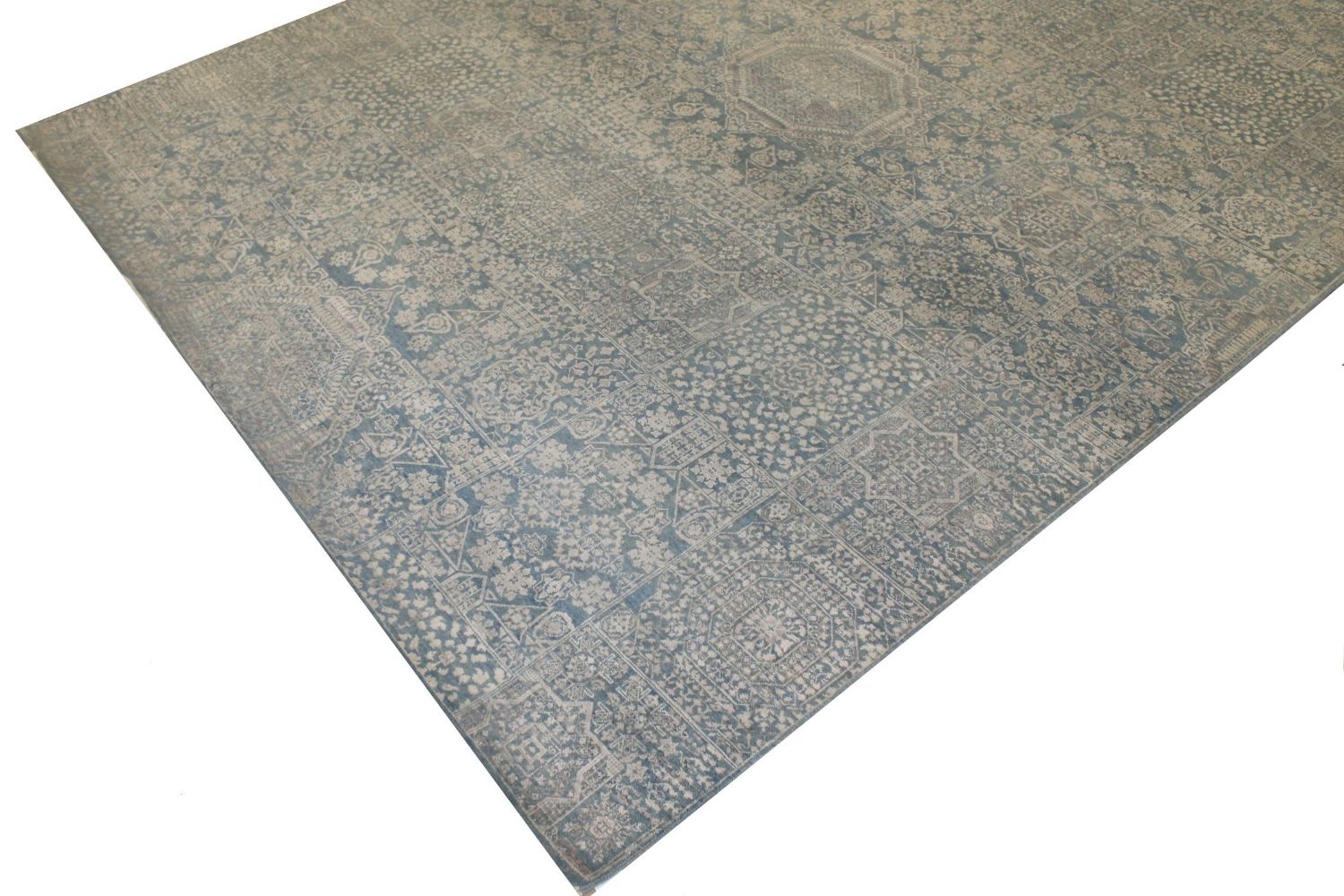 9x12  Hand Knotted Wool Area Rug - MR024257