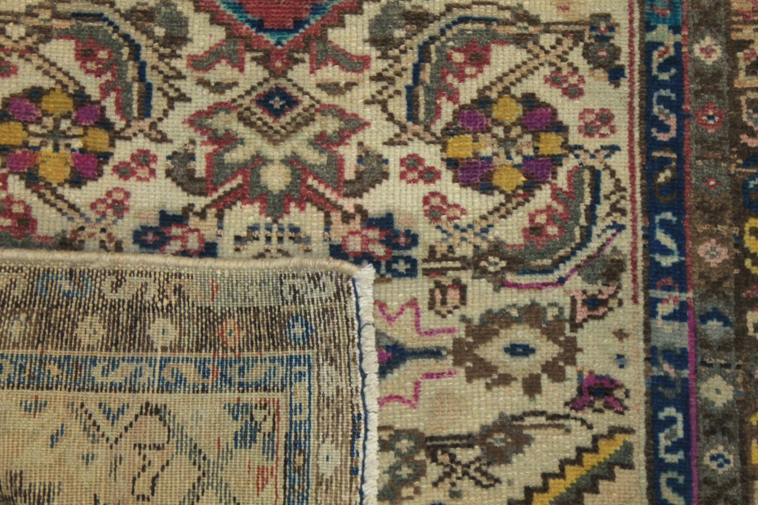 2X4 Vintage Hand Knotted Wool Area Rug - MR024445