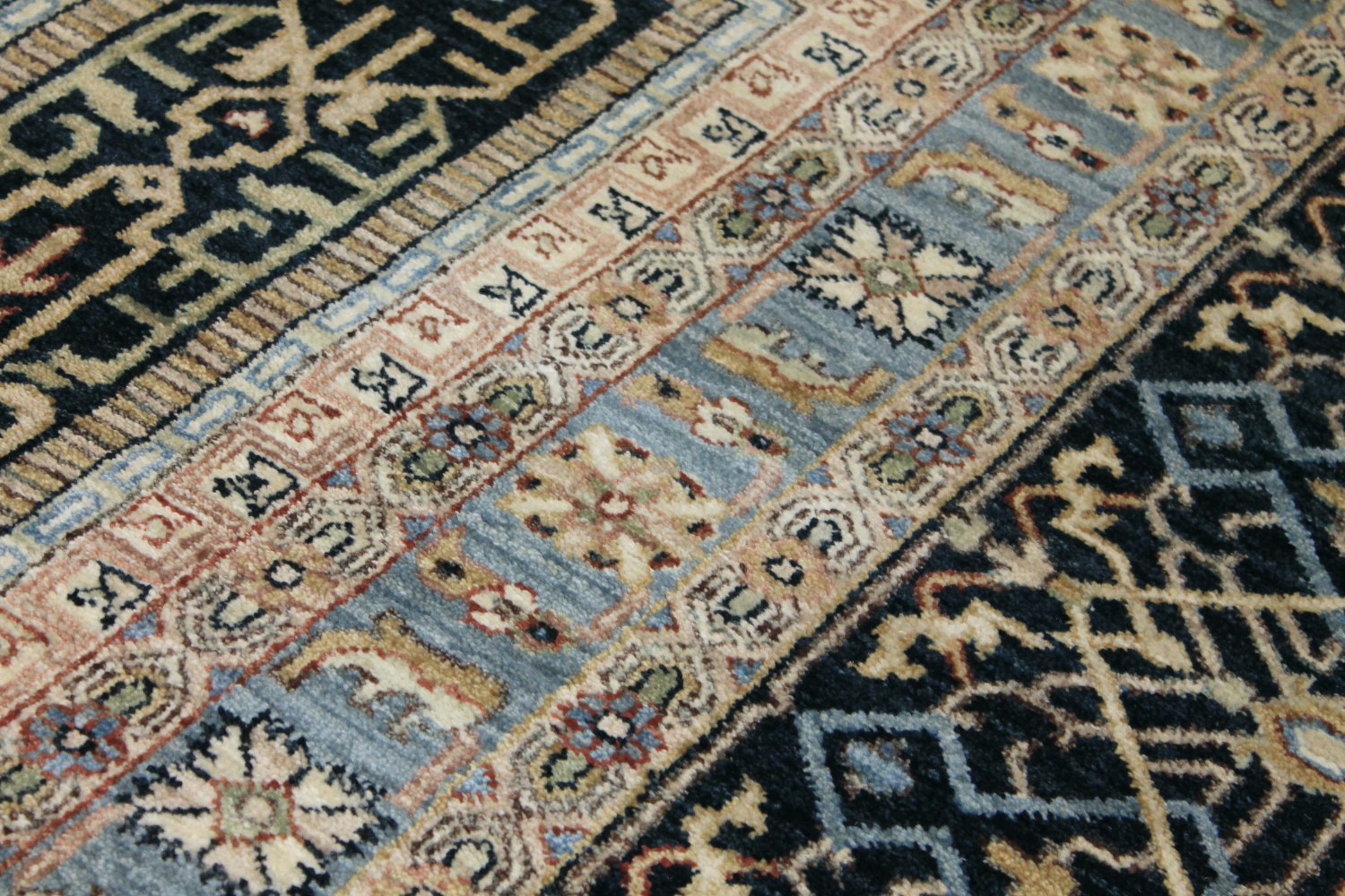 6x9 Traditional Hand Knotted Wool Area Rug - MR024863