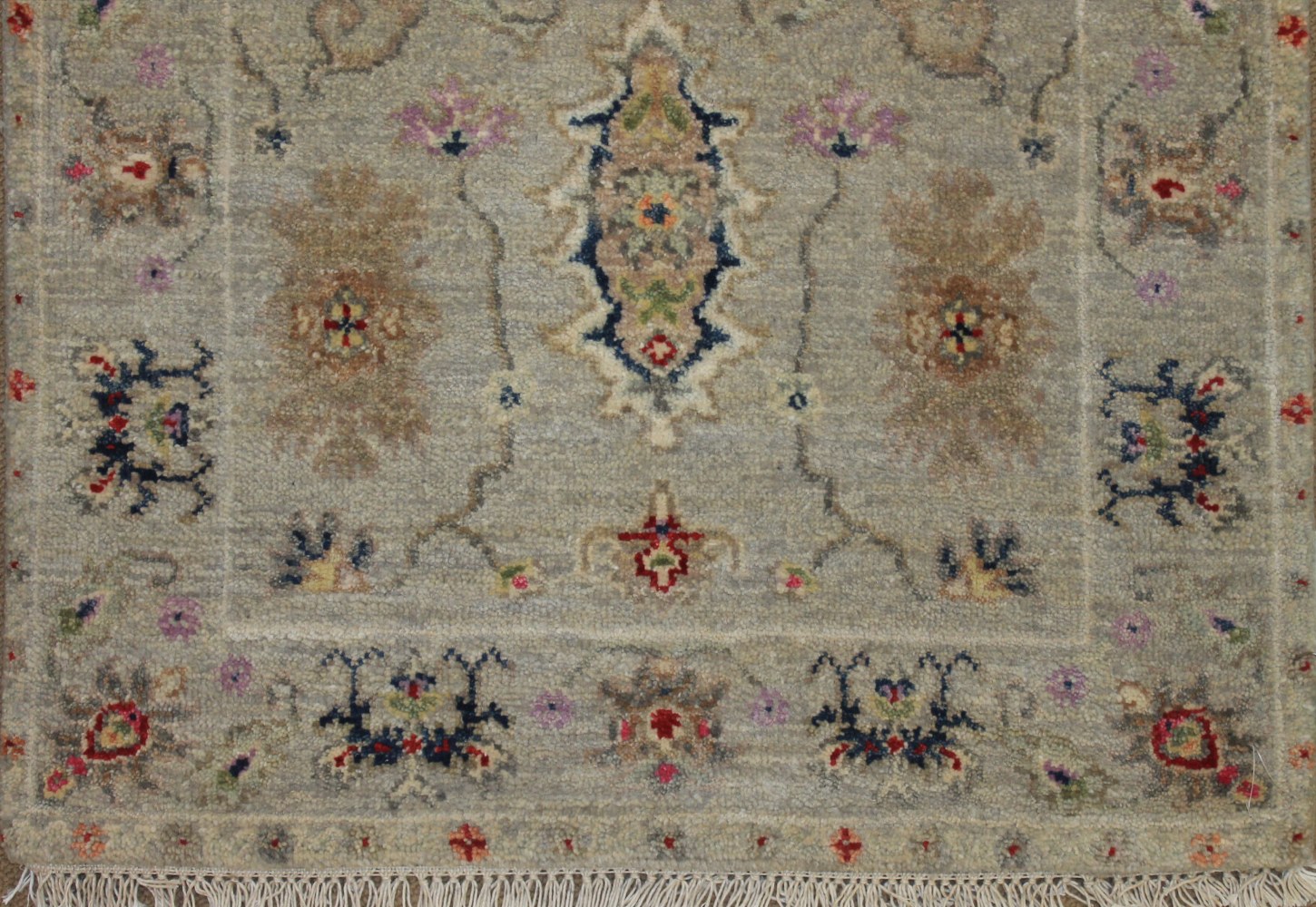 2X3 Traditional Hand Knotted Wool Area Rug - MR025030