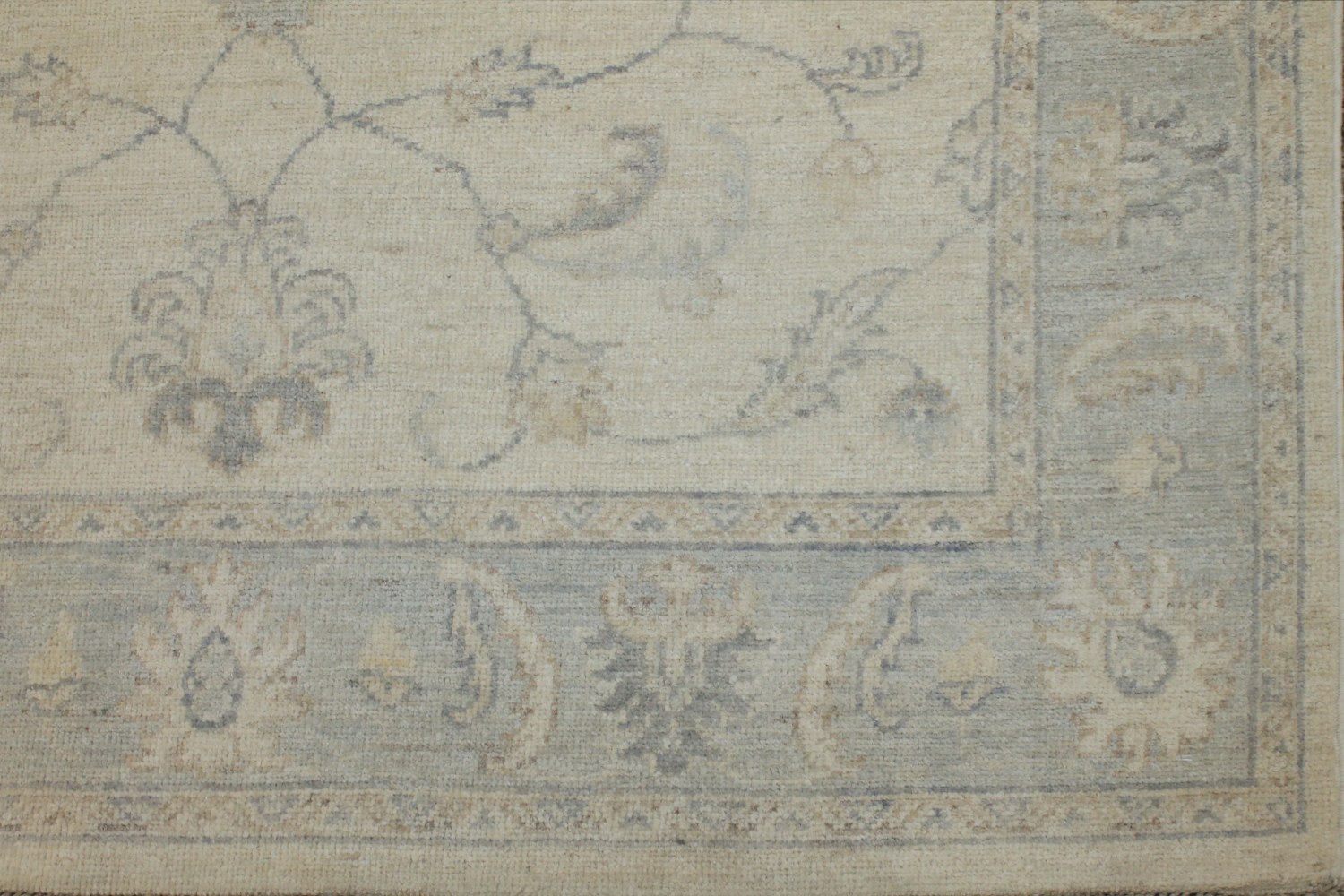 4x6 Oriental Hand Knotted Wool Area Rug - MR025350