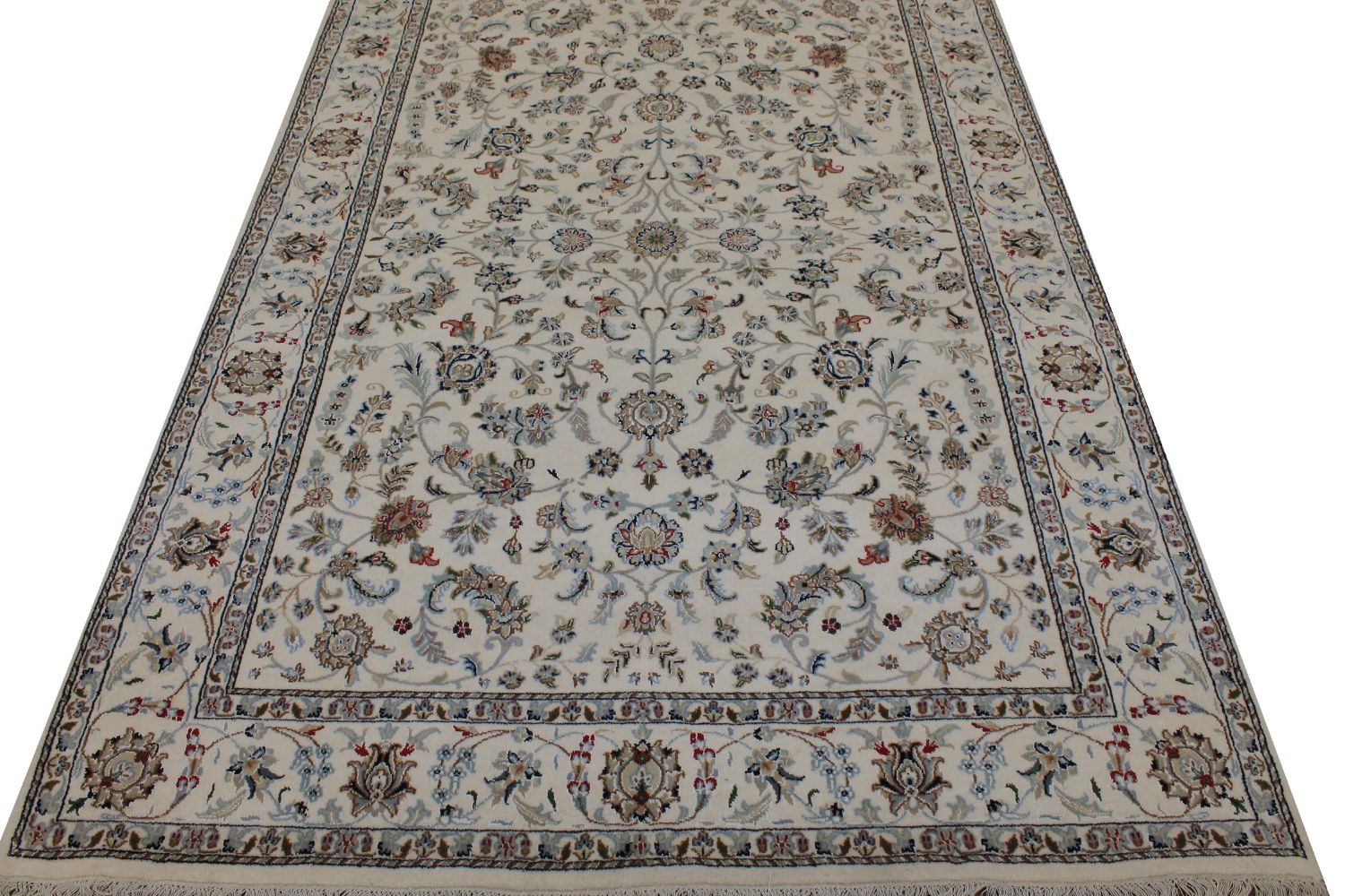 5x7/8  Hand Knotted Wool Area Rug - MR026747