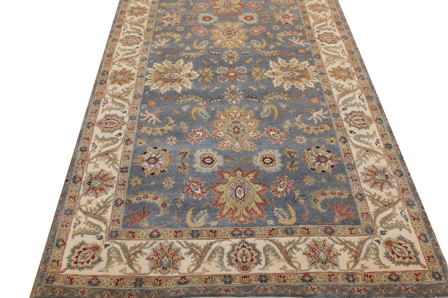 5x7/8 Traditional Hand Knotted Wool Area Rug - MR026821