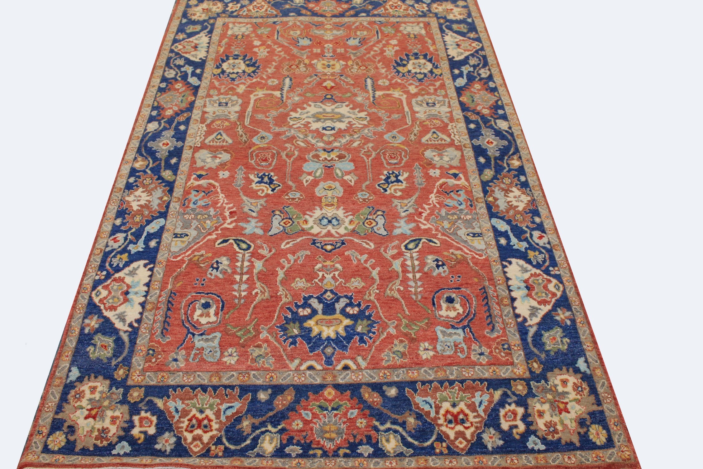 5x7/8 Traditional Hand Knotted Wool Area Rug - MR027068