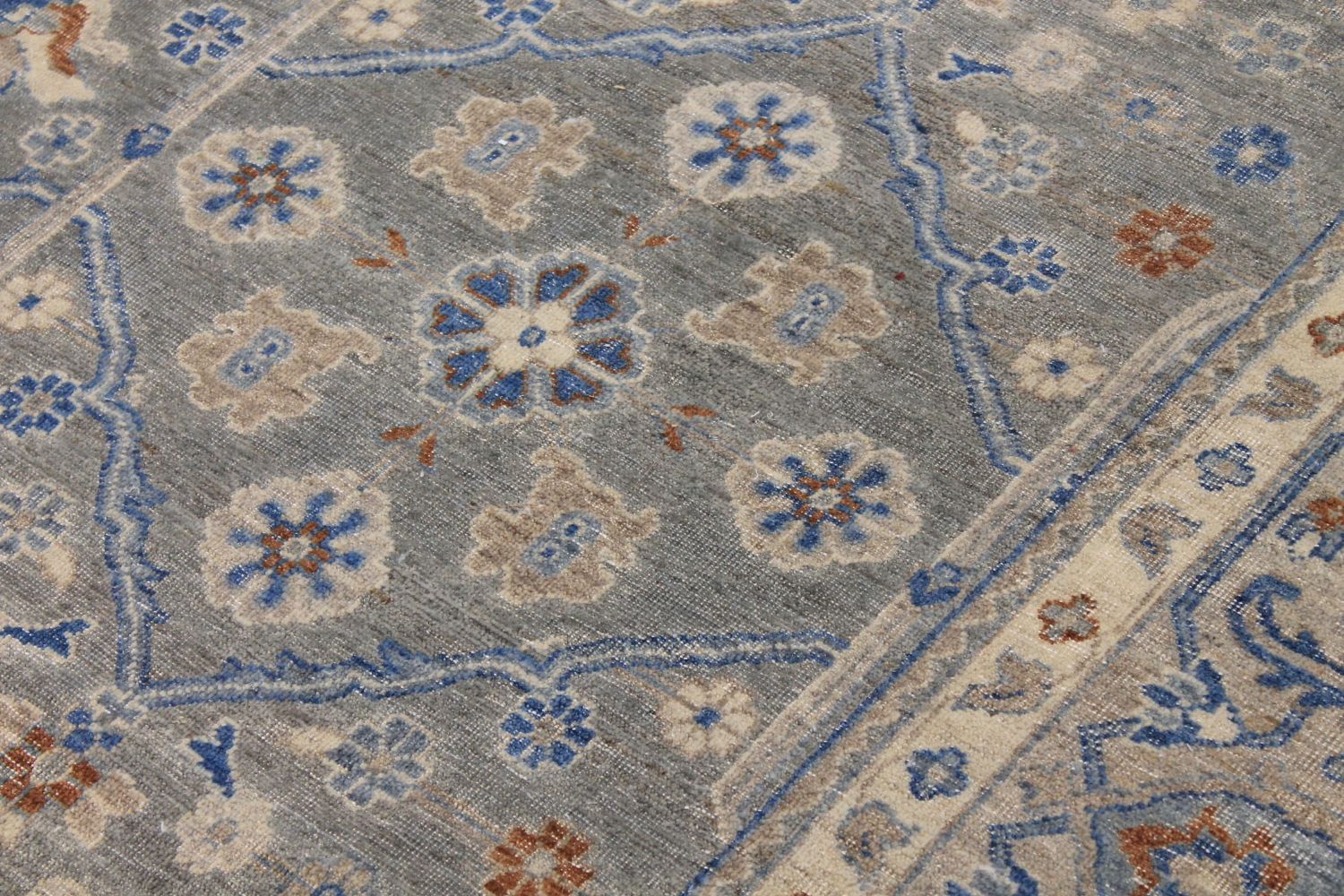 8x10  Hand Knotted Wool Area Rug - MR028041