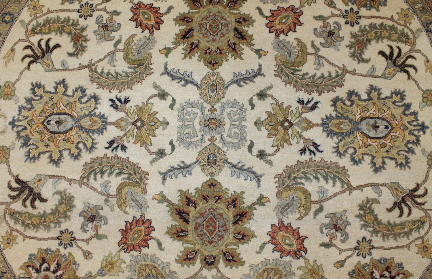 8 ft. Round & Square Traditional Hand Knotted Wool Area Rug - MR028204