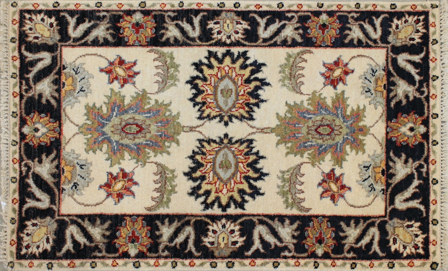 2X3 Traditional Hand Knotted Wool Area Rug - MR028226