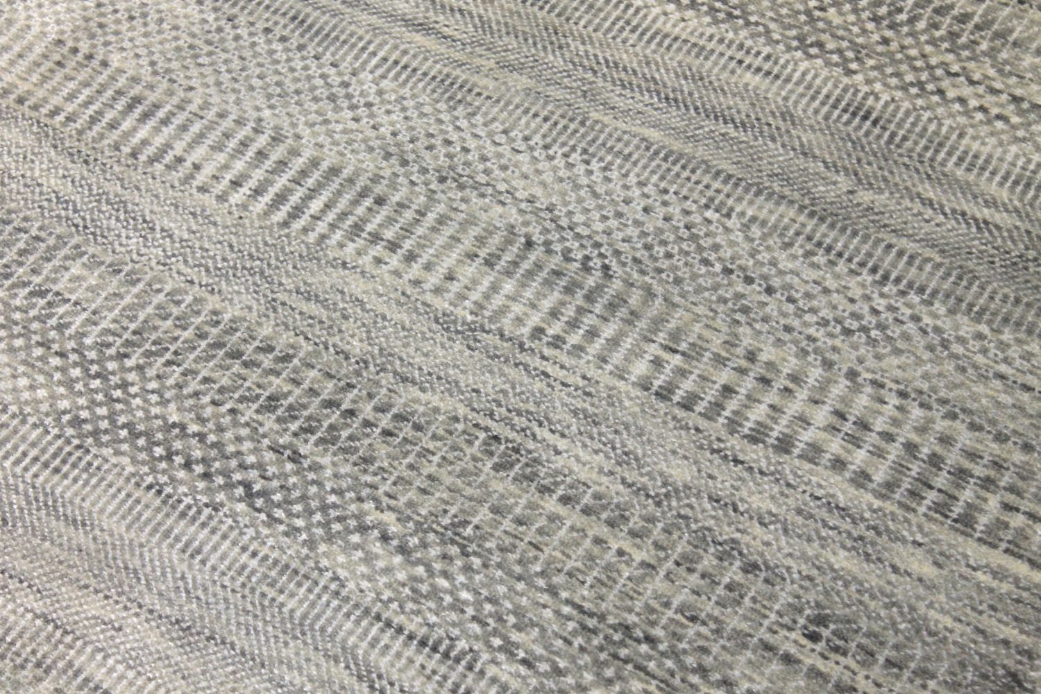 8x10  Hand Knotted Wool Area Rug - MR028383