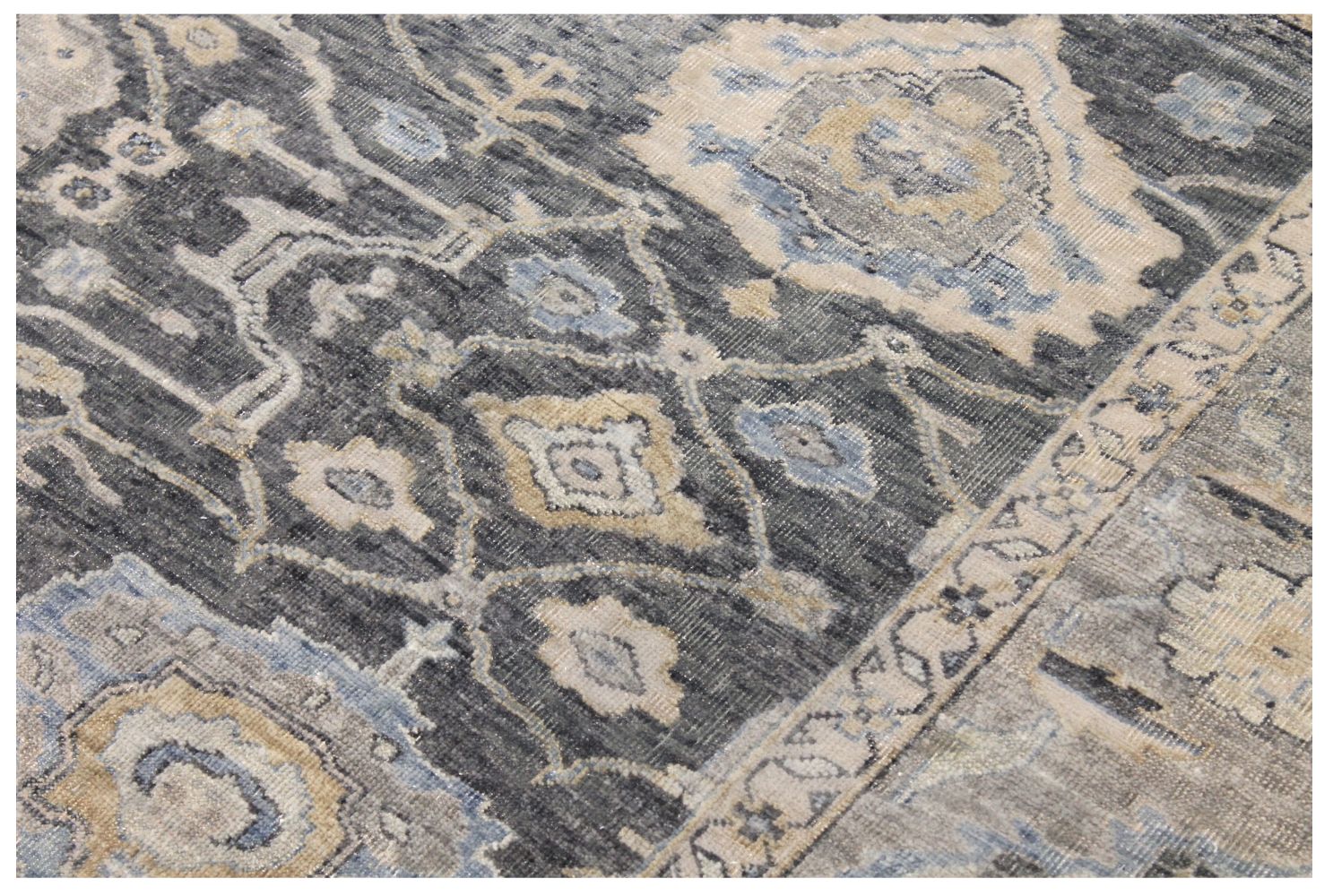 9x12  Hand Knotted Wool Area Rug - MR028541