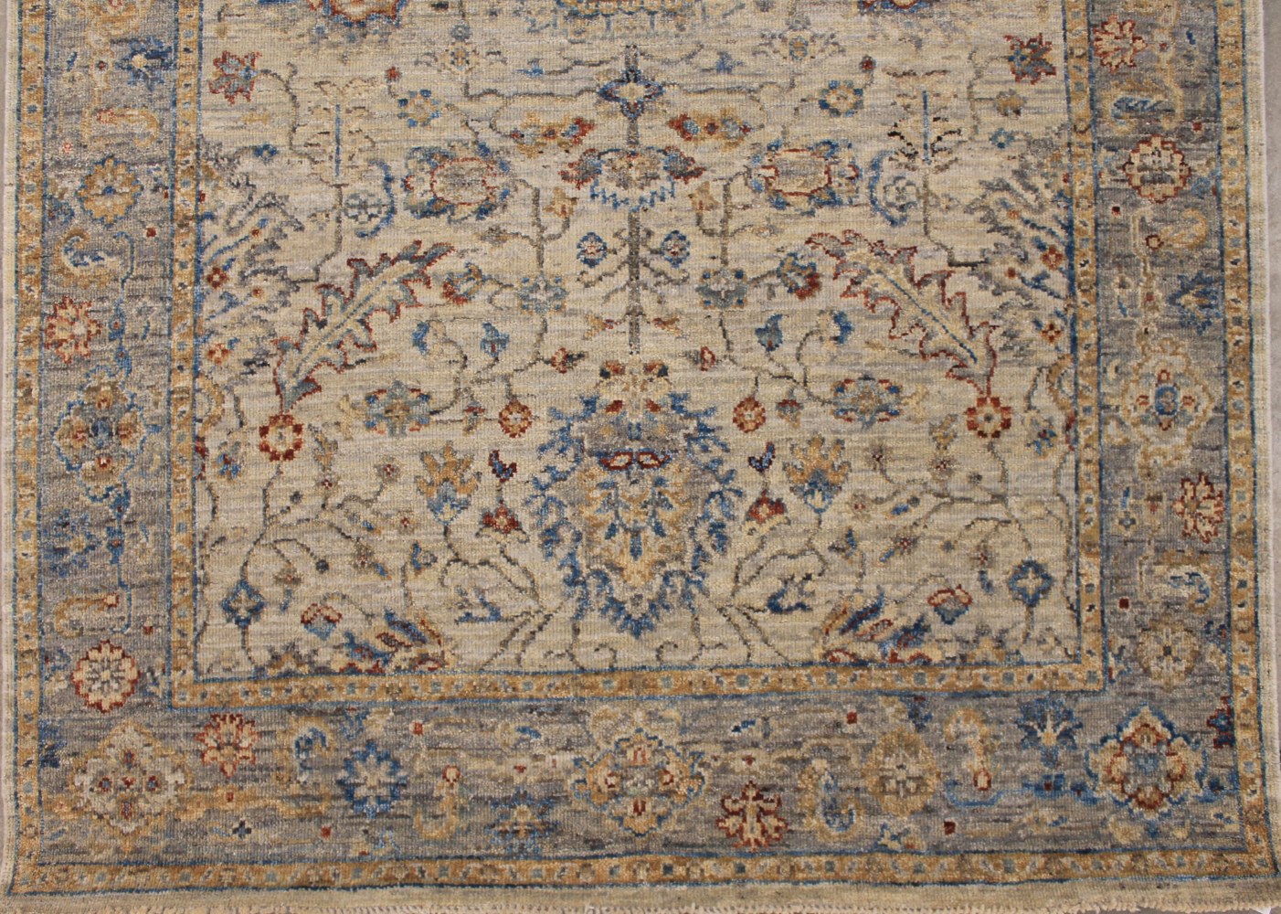 4x6 Traditional Hand Knotted Wool Area Rug - MR028613