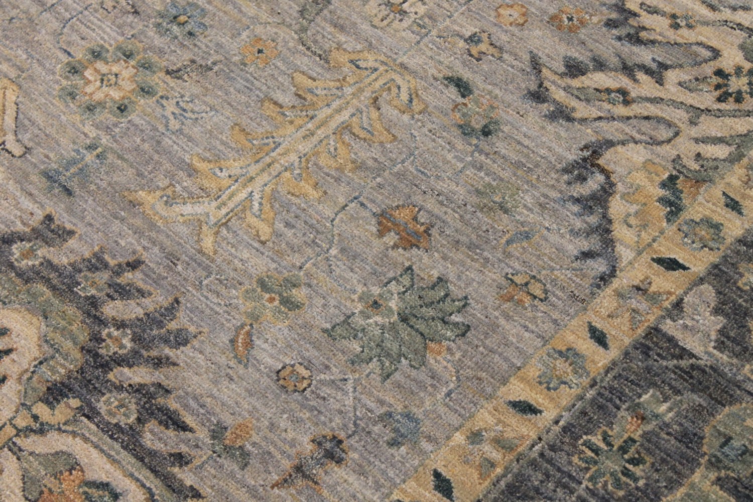 10x14 Traditional Hand Knotted Wool Area Rug - MR028620