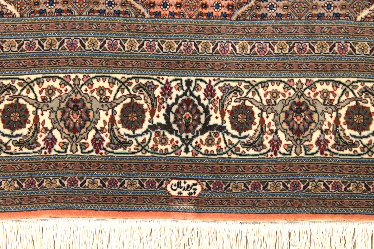 5x7/8 Traditional Hand Knotted Wool Area Rug - MR029177