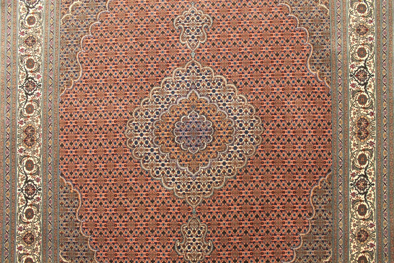 5x7/8 Traditional Hand Knotted Wool Area Rug - MR029177