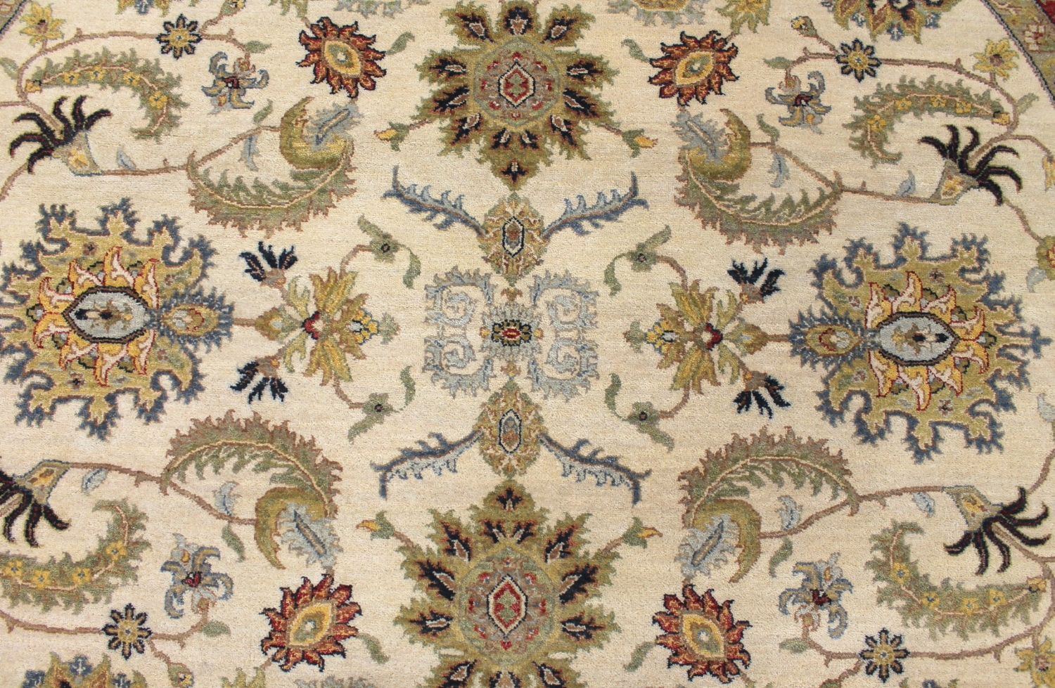 8 ft. Round & Square Traditional Hand Knotted Wool Area Rug - MR029576