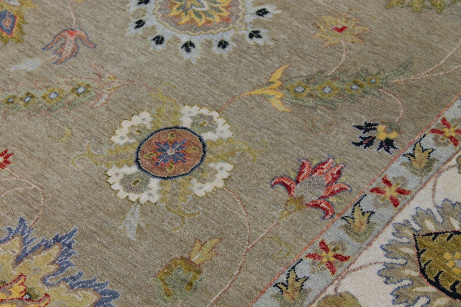 9x12 Traditional Hand Knotted Wool Area Rug - MR029583