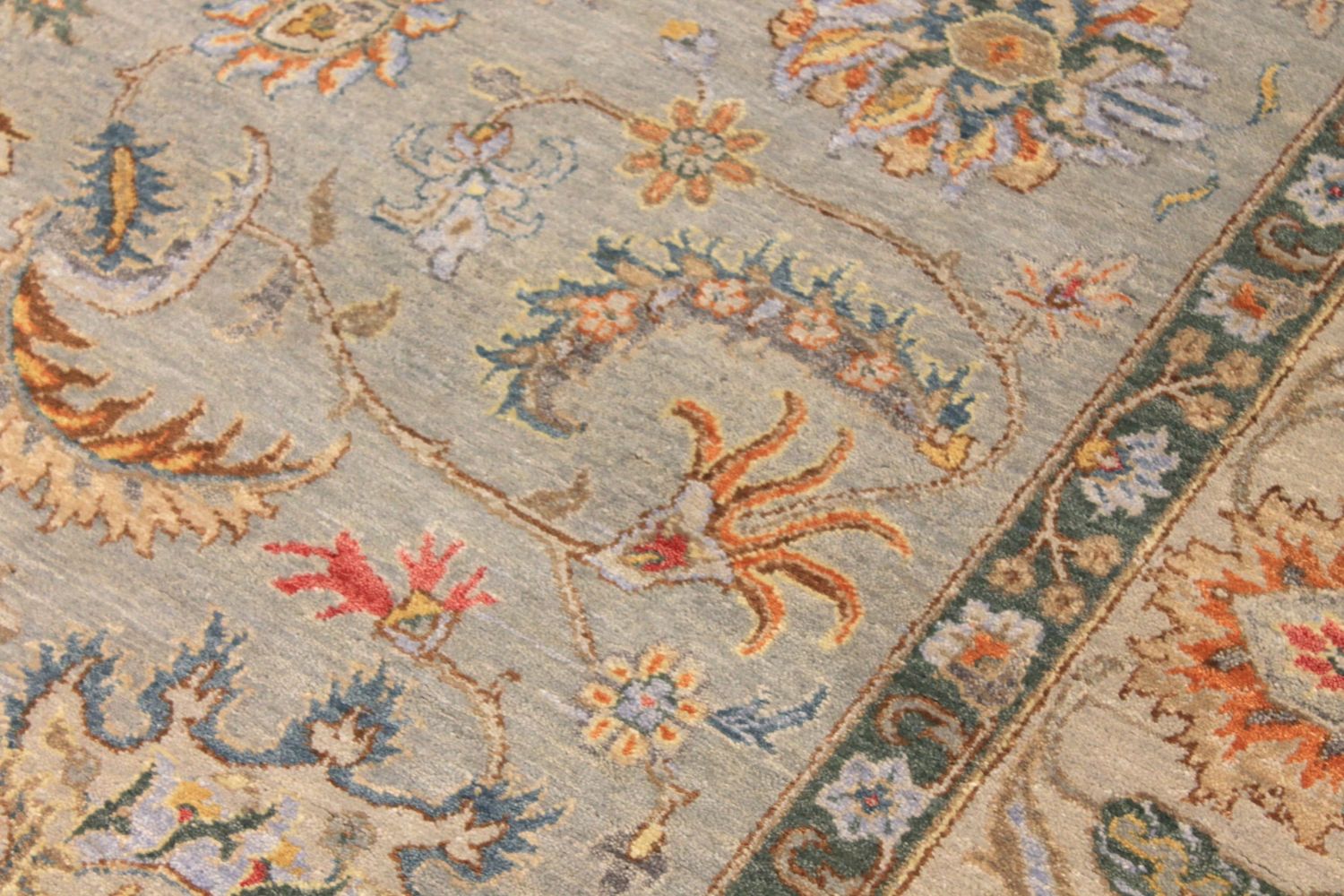 8x10 Traditional Hand Knotted Wool Area Rug - MR029588