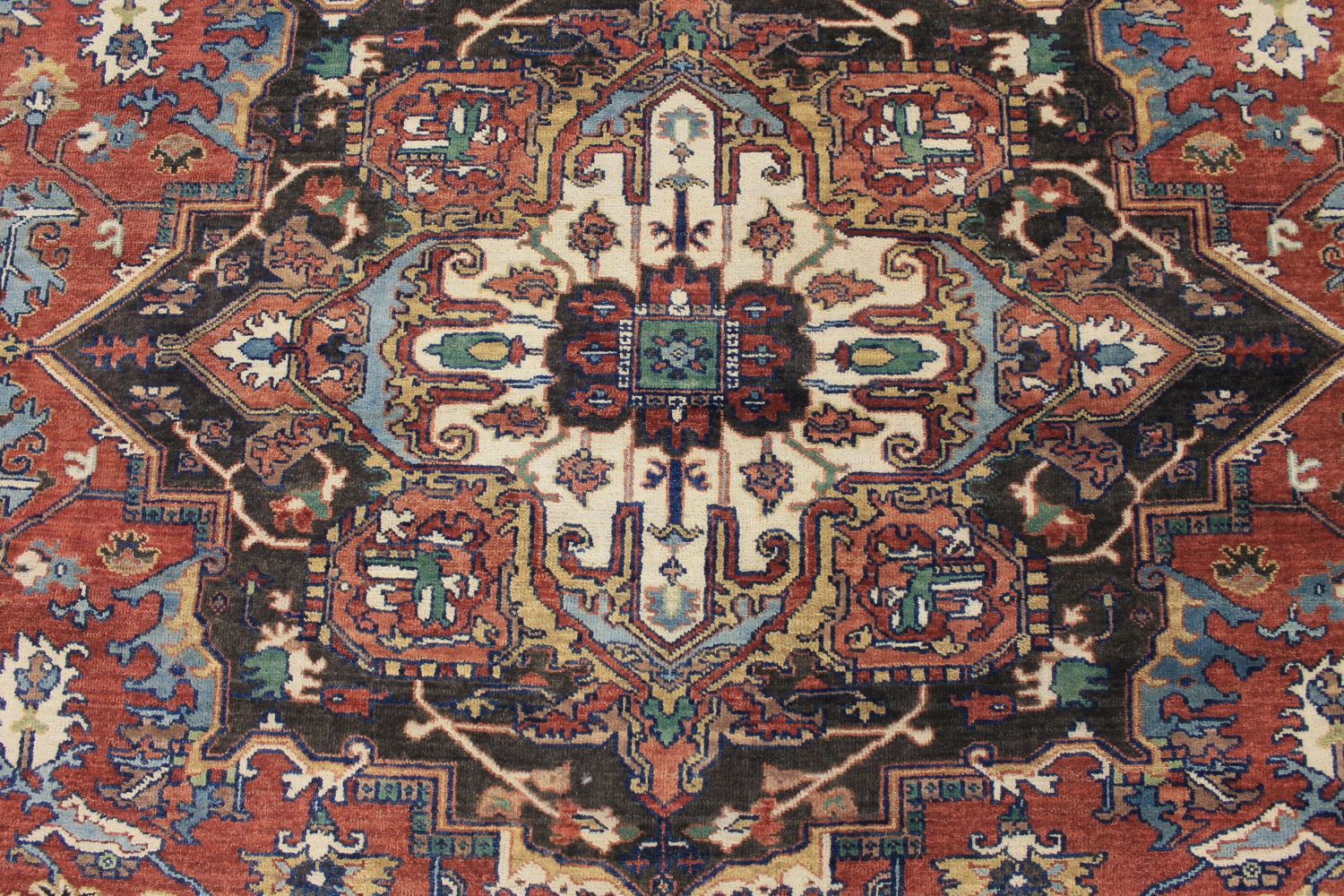 8 ft. Round & Square Heriz/Serapi Hand Knotted Wool Area Rug - MR029655