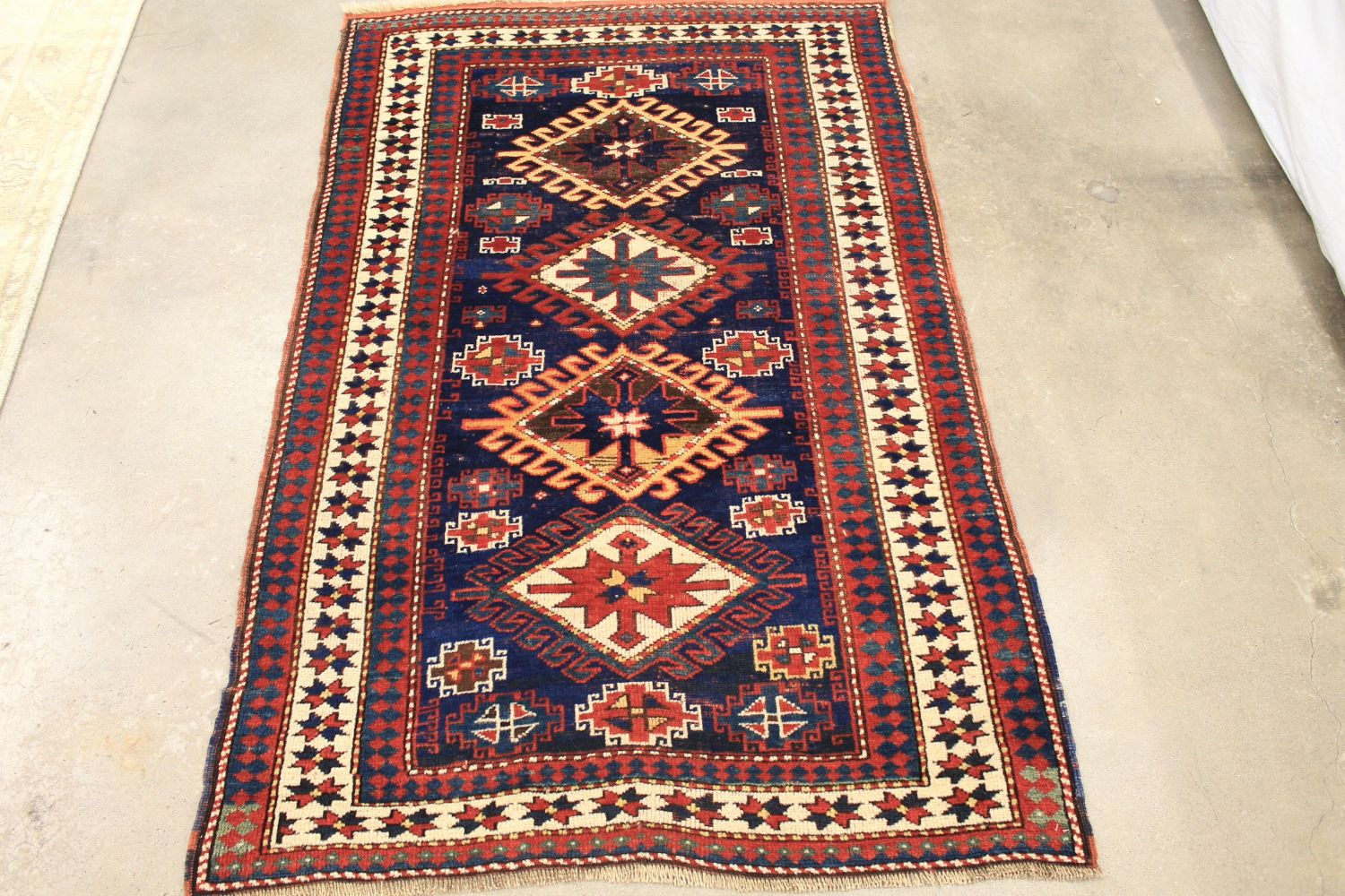 4x6 Kazak Hand Knotted Wool Area Rug - MR029704