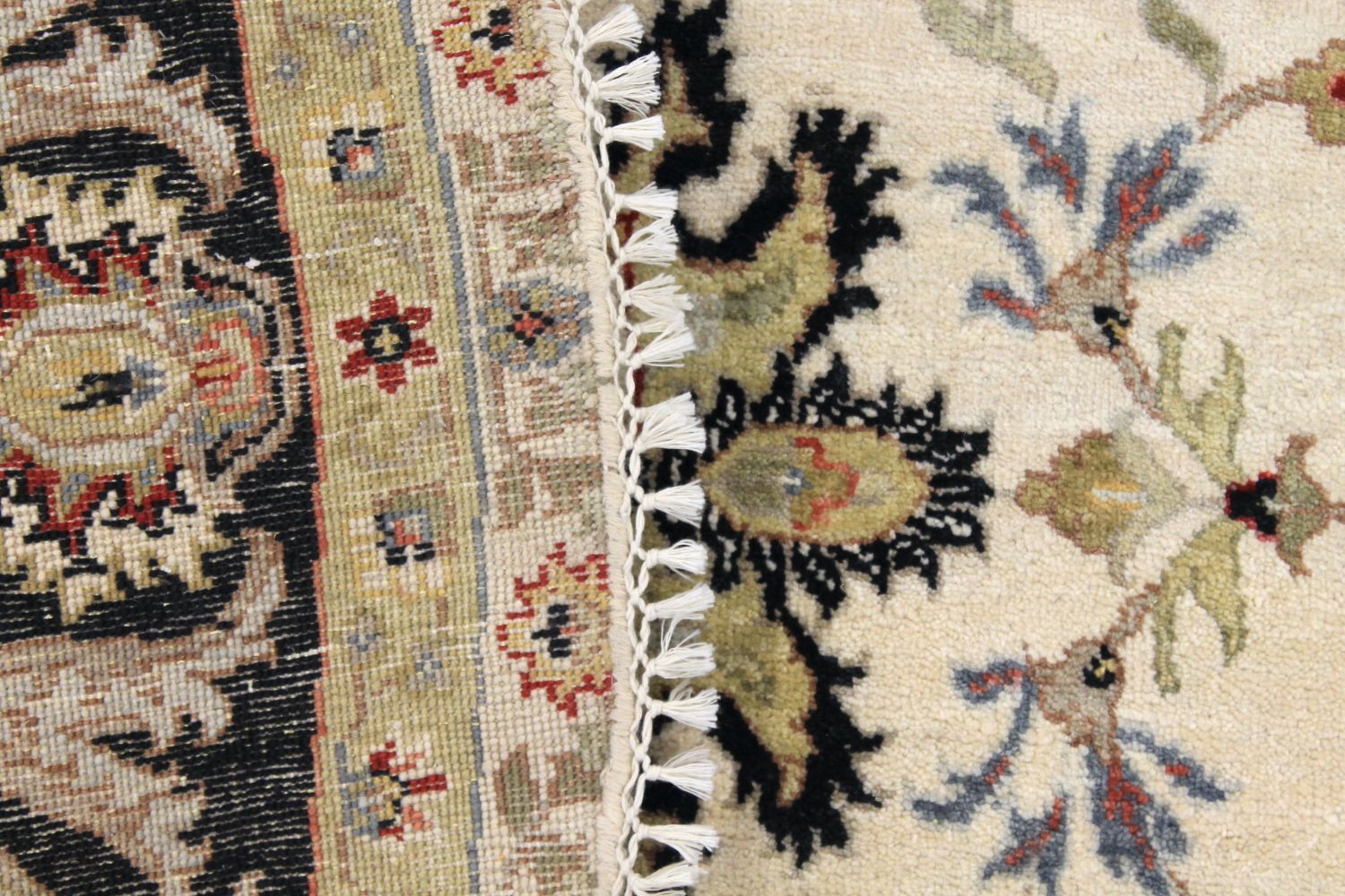 6 ft. - 7 ft. Round & Square Traditional Hand Knotted Wool Area Rug - MR029990