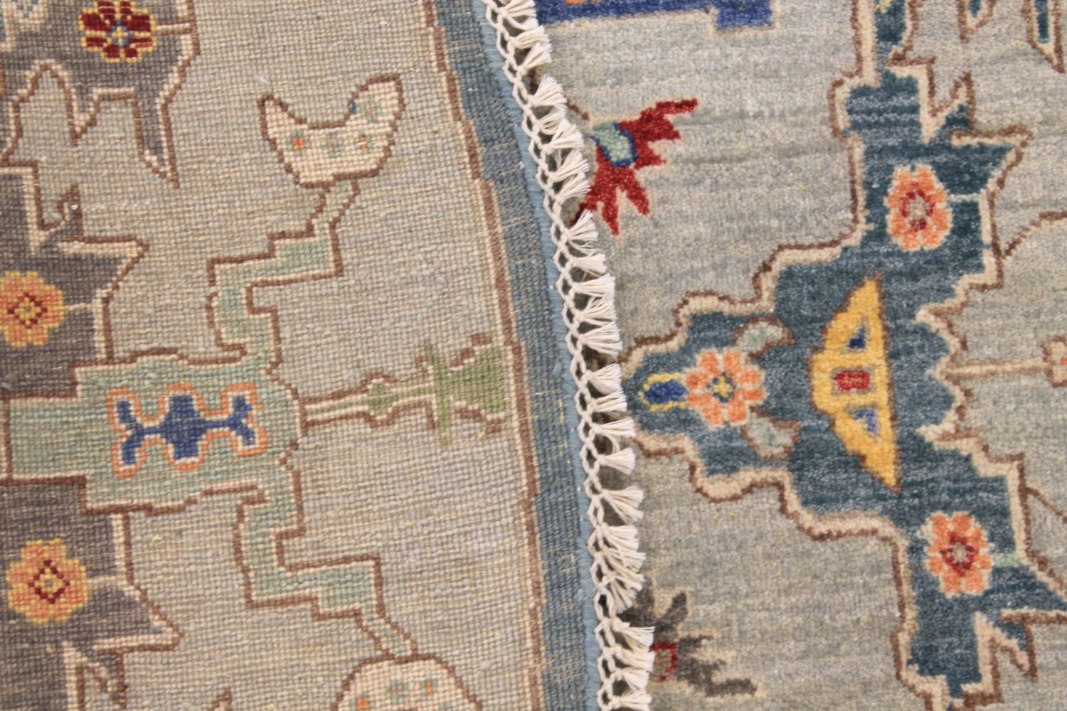 8 ft. Round & Square Traditional Hand Knotted Wool Area Rug - MR029992