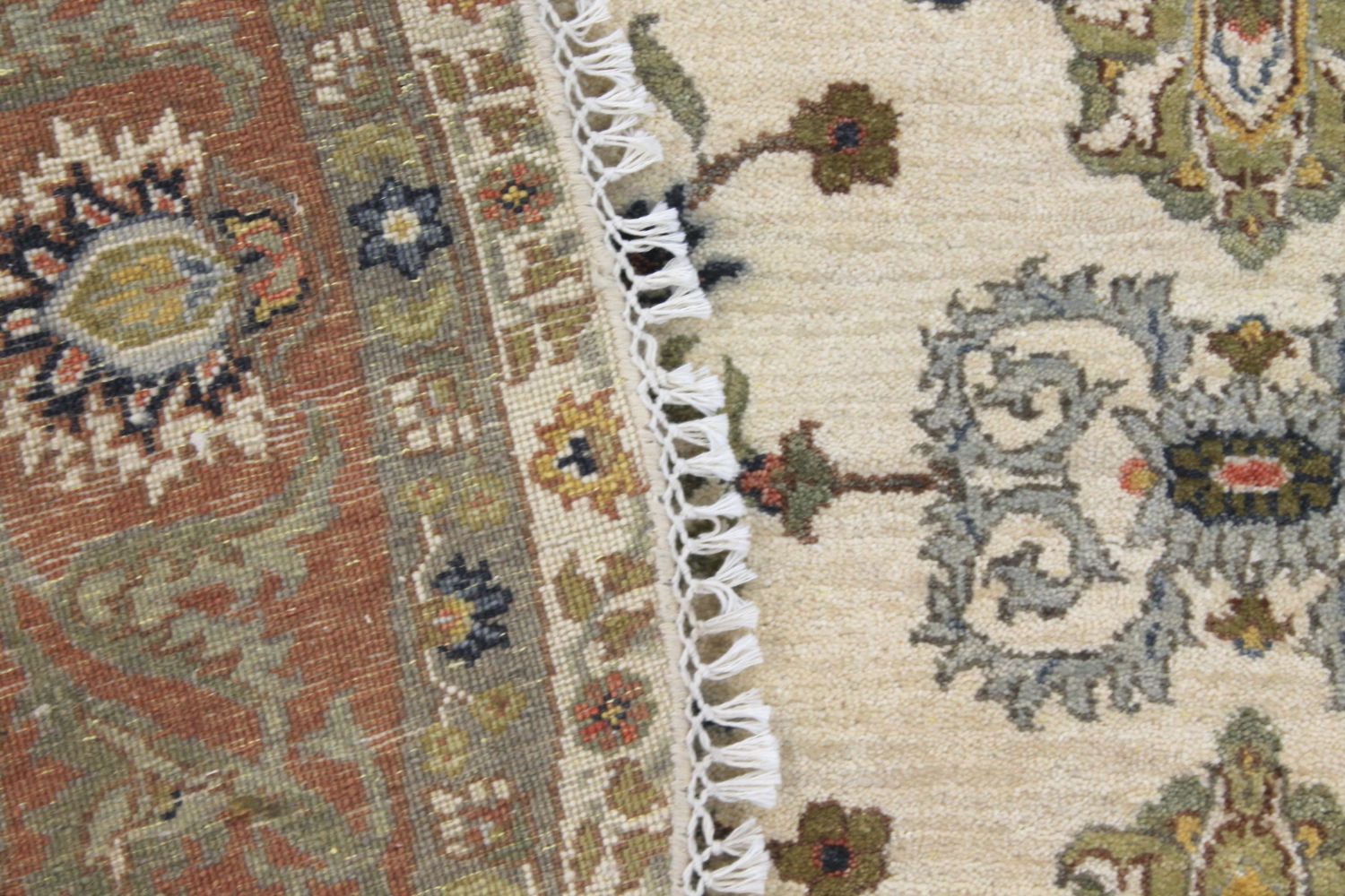 6 ft. - 7 ft. Round & Square Traditional Hand Knotted Wool Area Rug - MR029997