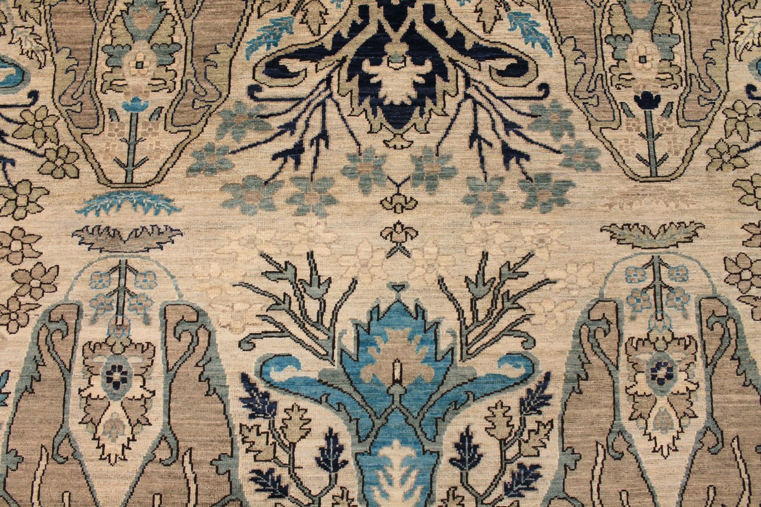 8x10 Aryana & Antique Revivals Hand Knotted Wool Area Rug - MR030139