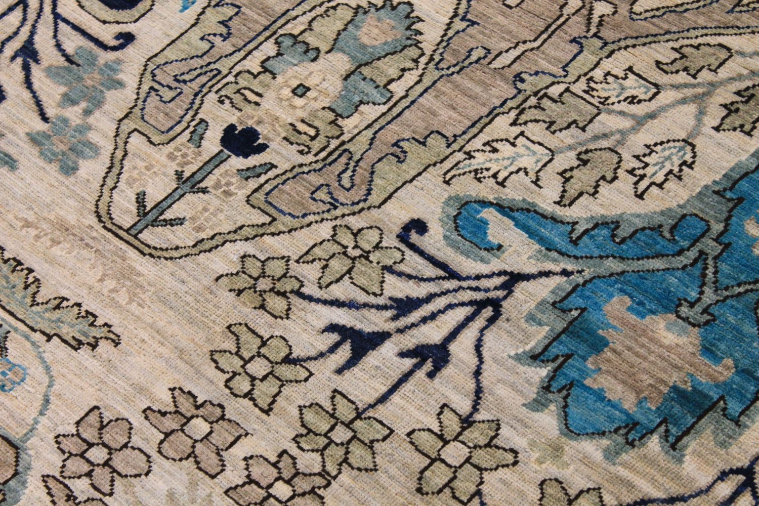 8x10 Aryana & Antique Revivals Hand Knotted Wool Area Rug - MR030139