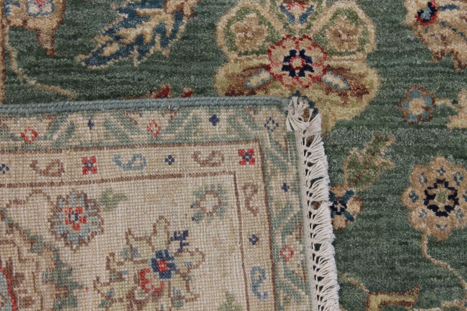 5x7/8 Traditional Hand Knotted Wool Area Rug - MR030261