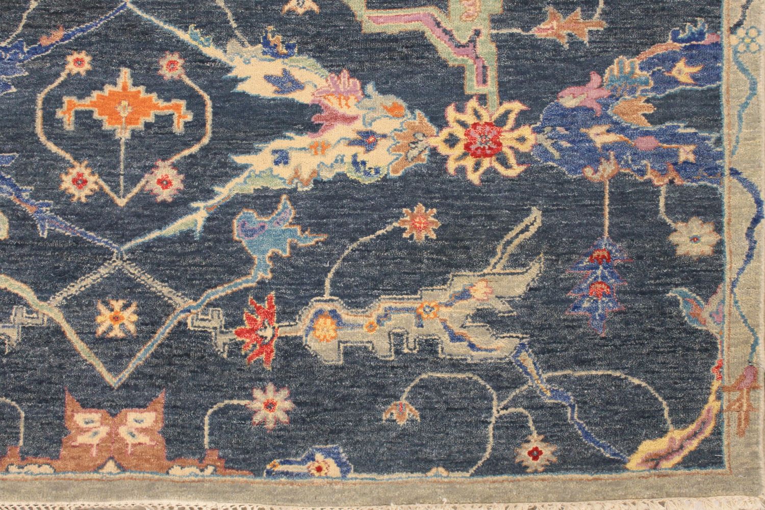 5x7/8 Traditional Hand Knotted Wool Area Rug - MR030265