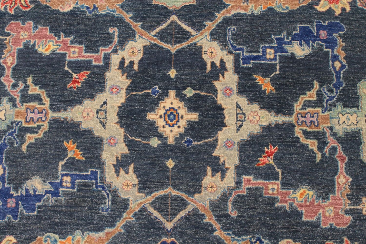 5x7/8 Traditional Hand Knotted Wool Area Rug - MR030265