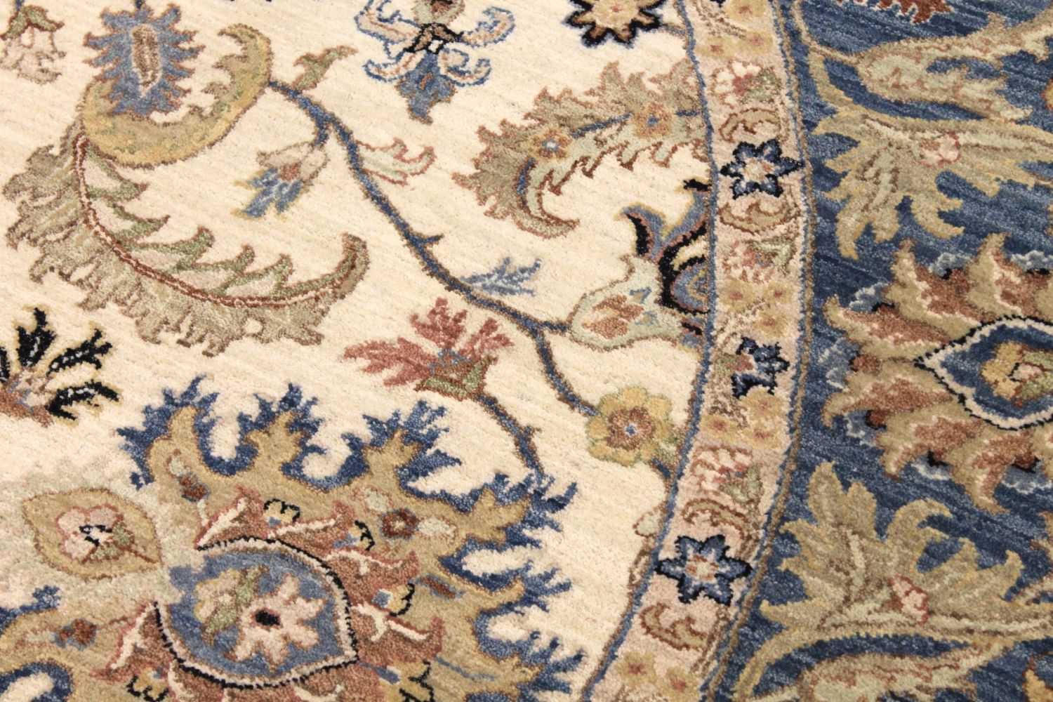 8 ft. Round & Square Traditional Hand Knotted Wool Area Rug - MR030359