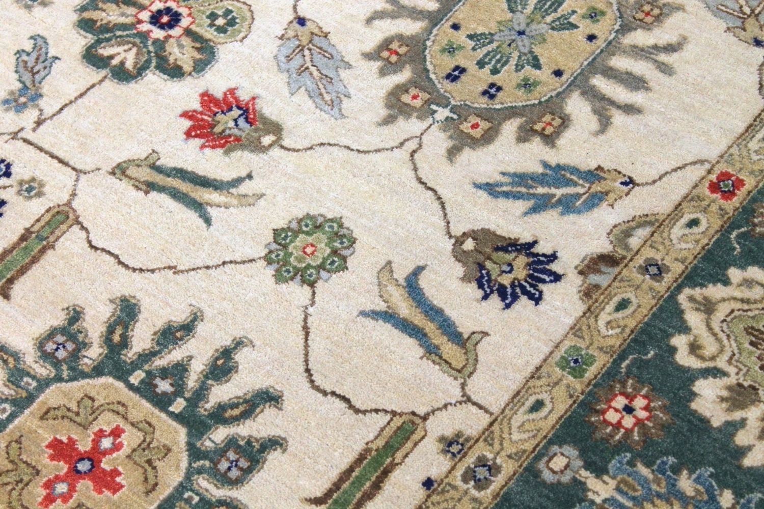 8x10 Traditional Hand Knotted Wool Area Rug - MR030573