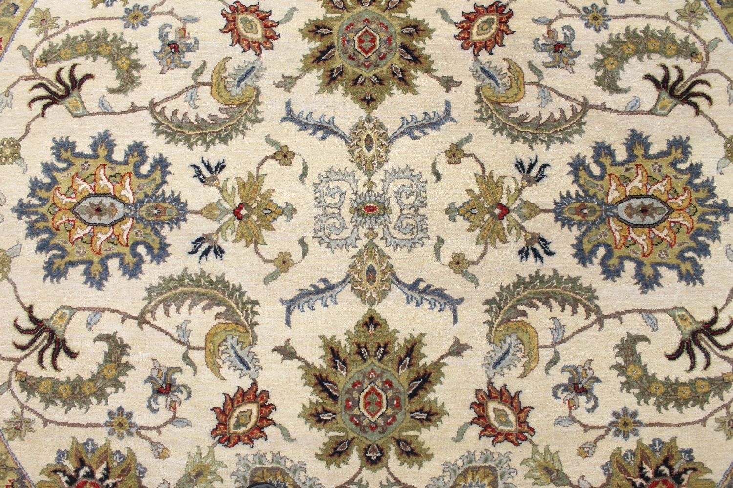 8 ft. Round & Square Traditional Hand Knotted Wool Area Rug - MR030576