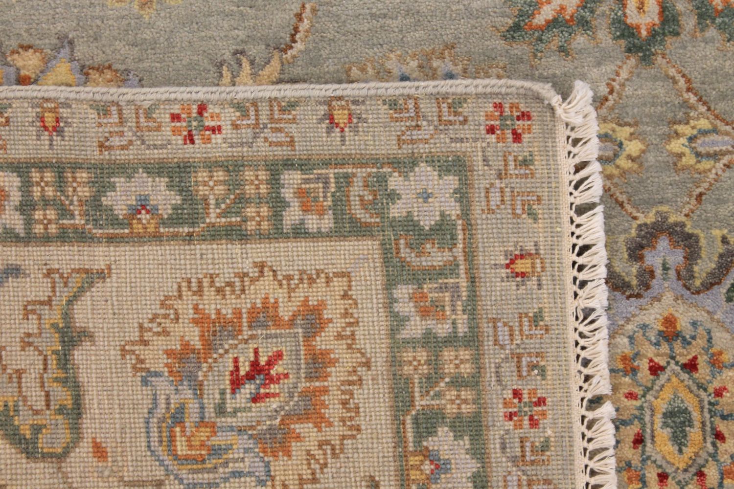 5x7/8 Traditional Hand Knotted Wool Area Rug - MR030581