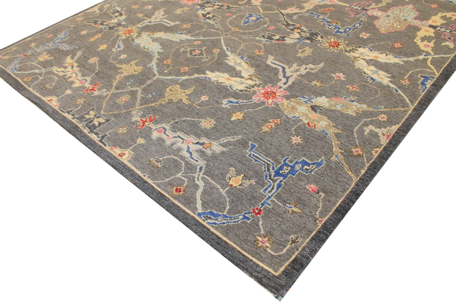 6x9 Traditional Hand Knotted Wool Area Rug - MR030584