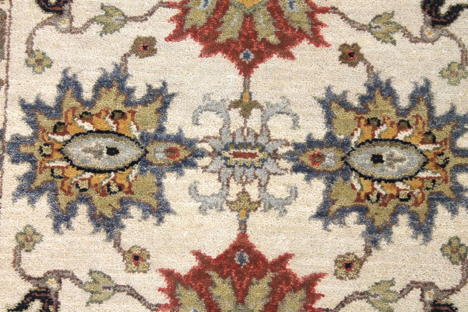 2X4 Traditional Hand Knotted Wool Area Rug - MR030591
