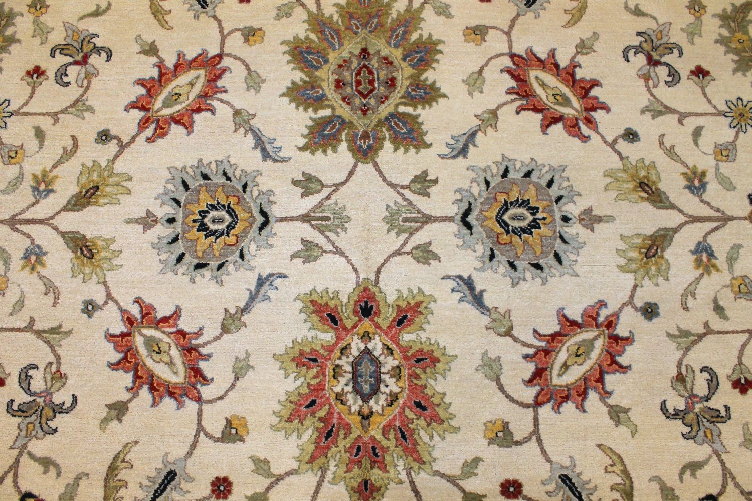 OVERSIZE Traditional Hand Knotted Wool Area Rug - MR030671
