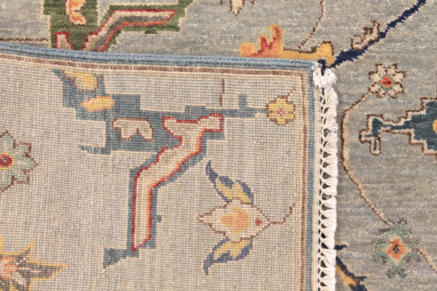 5x7/8 Traditional Hand Knotted Wool Area Rug - MR030682