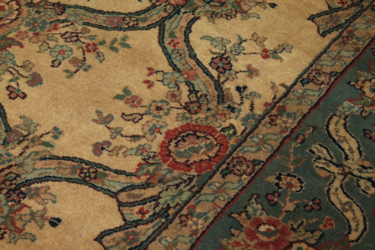 6x9 Traditional Hand Knotted Wool Area Rug - MR0731