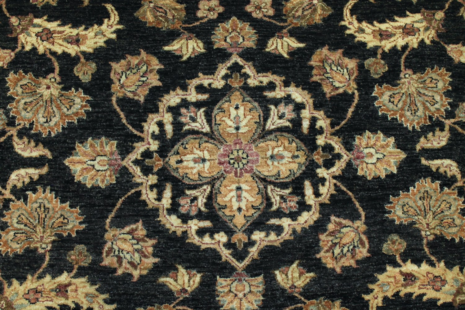 6x9 Traditional Hand Knotted Wool Area Rug - MR11370