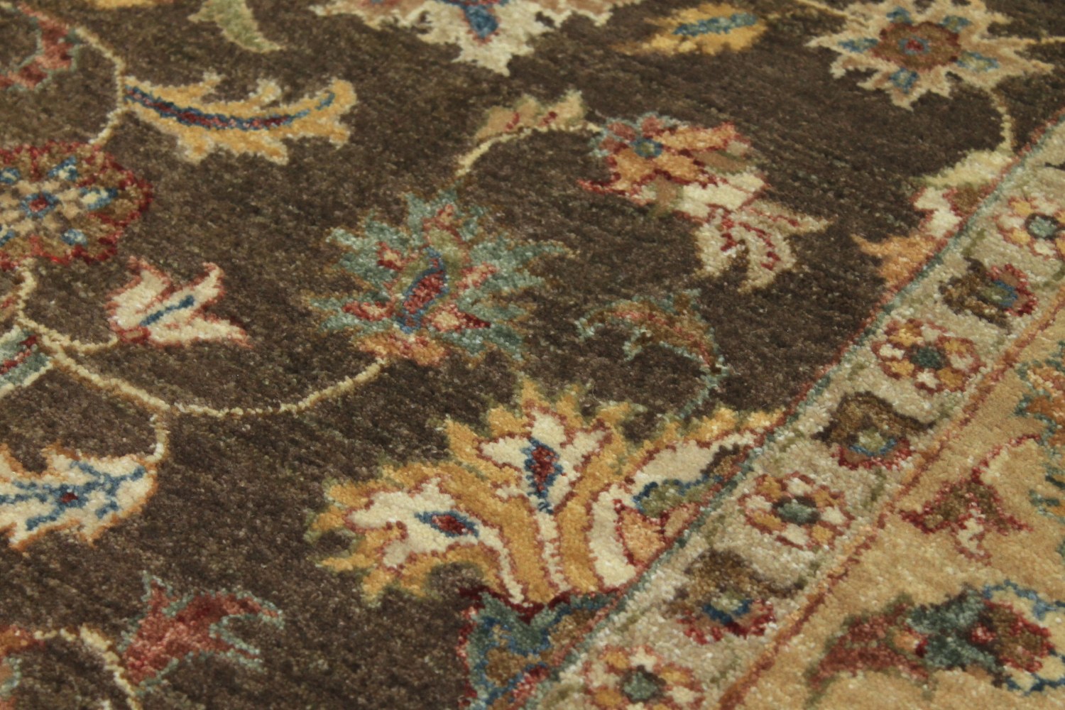 5x7/8 Traditional Hand Knotted Wool Area Rug - MR11688