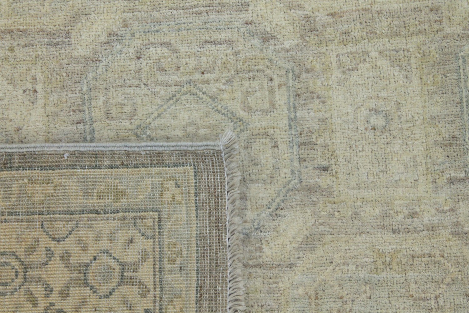 4x6 Peshawar Hand Knotted Wool Area Rug - MR19247