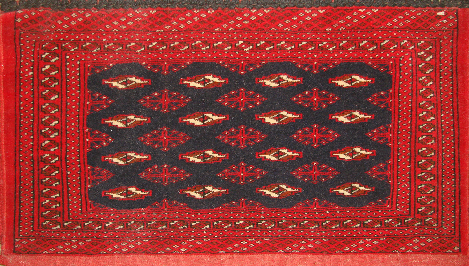 1.6X2 & SMALLER Bokhara Hand Knotted Wool Area Rug - MR19481
