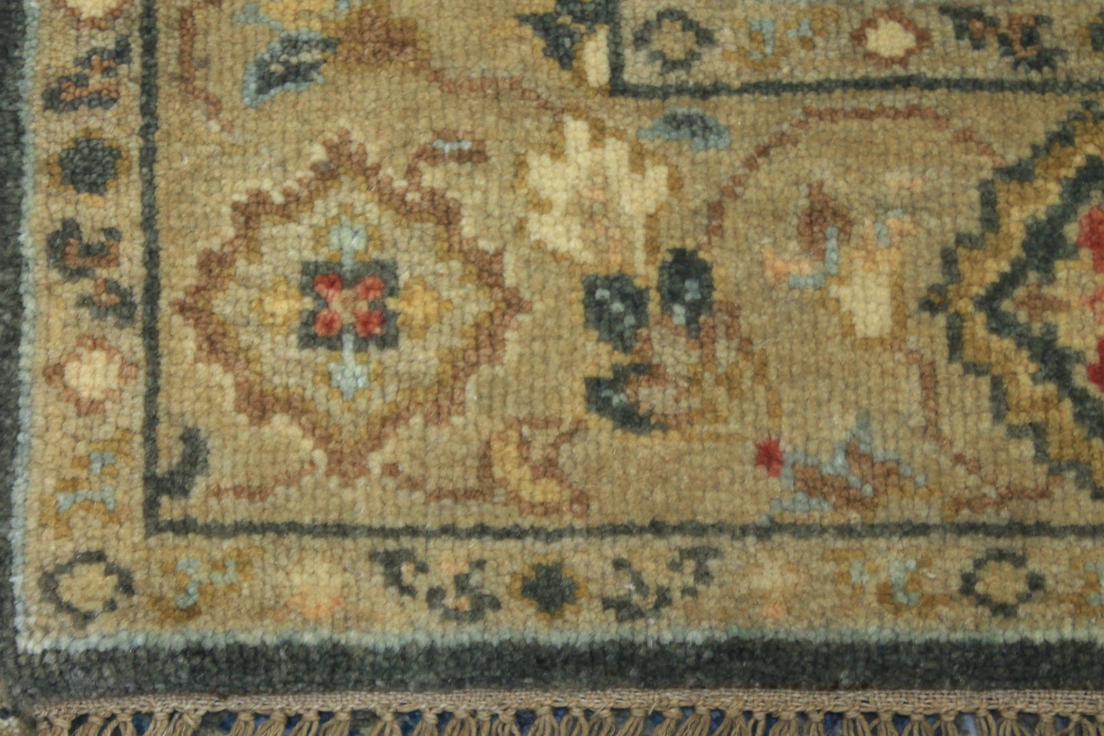4x6 Traditional Hand Knotted Wool Area Rug - MR19923